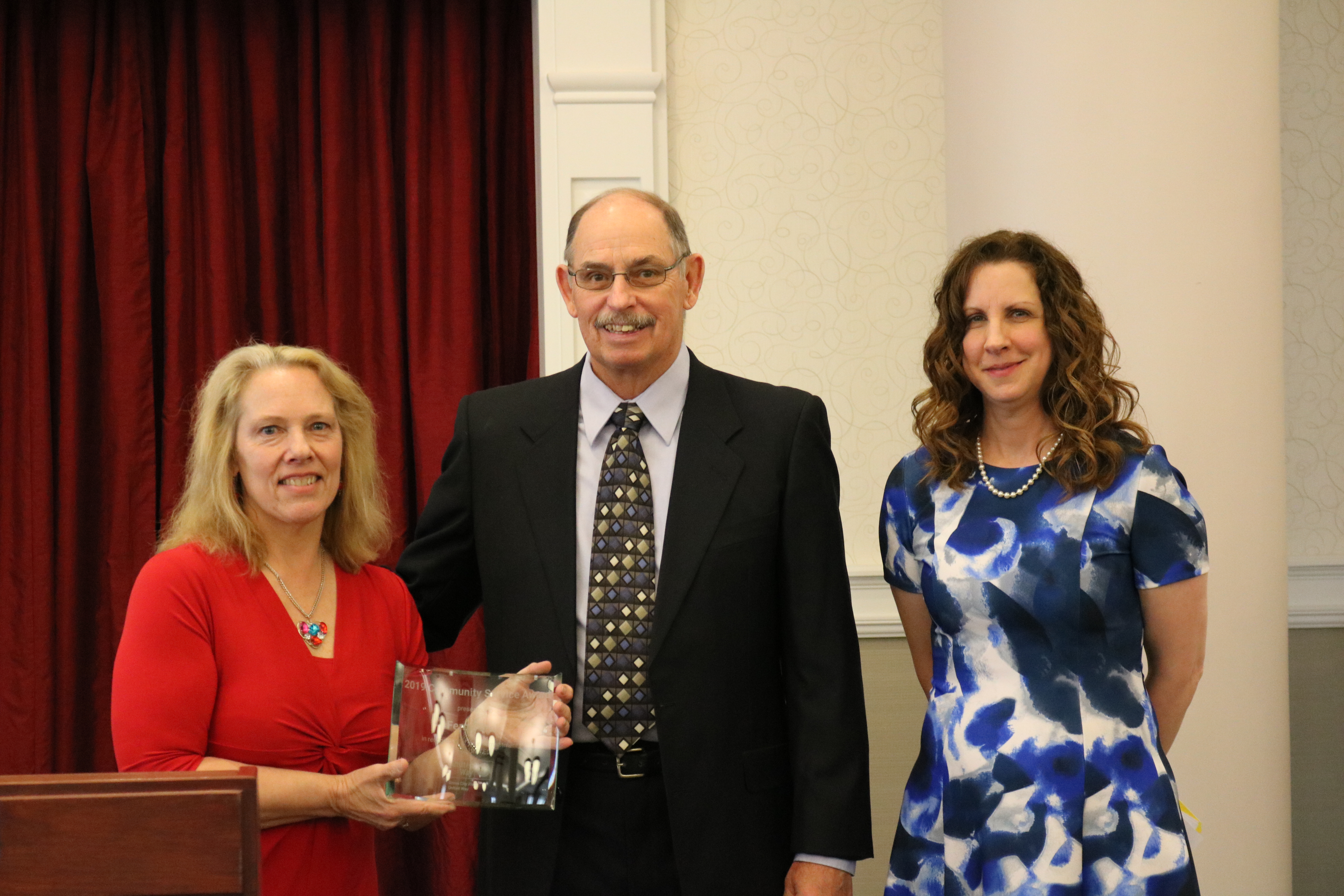 Annual Luncheon 2019 - Fern Torok Receives the Community Service Award